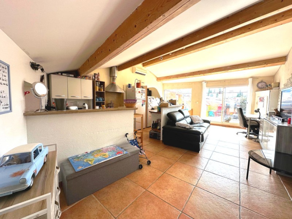 Offres de vente Maison de village Puget-Ville 83390
